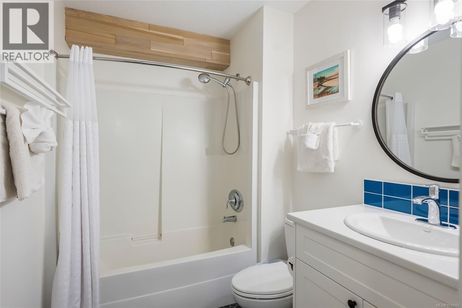 17 1135 Resort Dr, Parksville