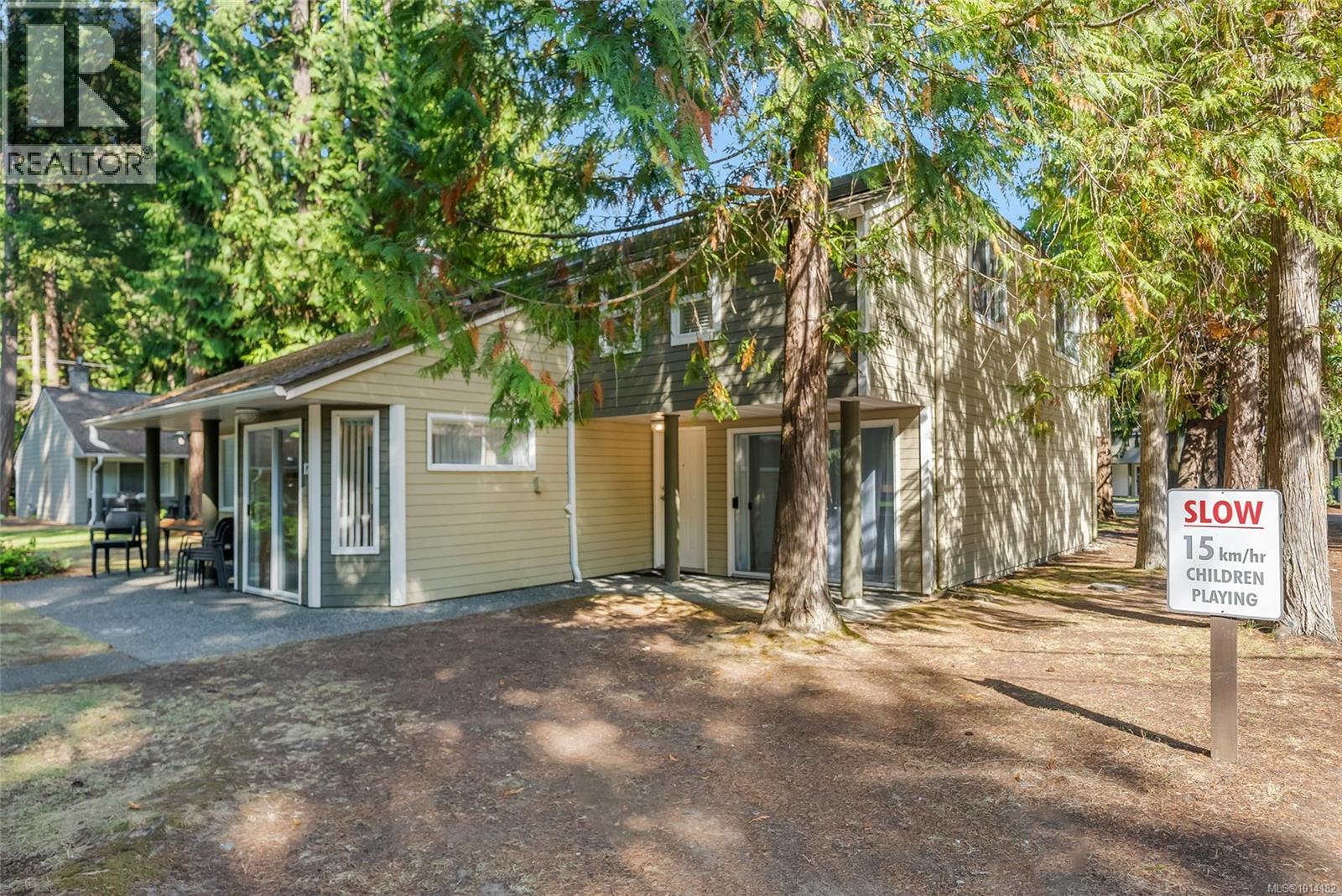 17 1135 Resort Dr, Parksville