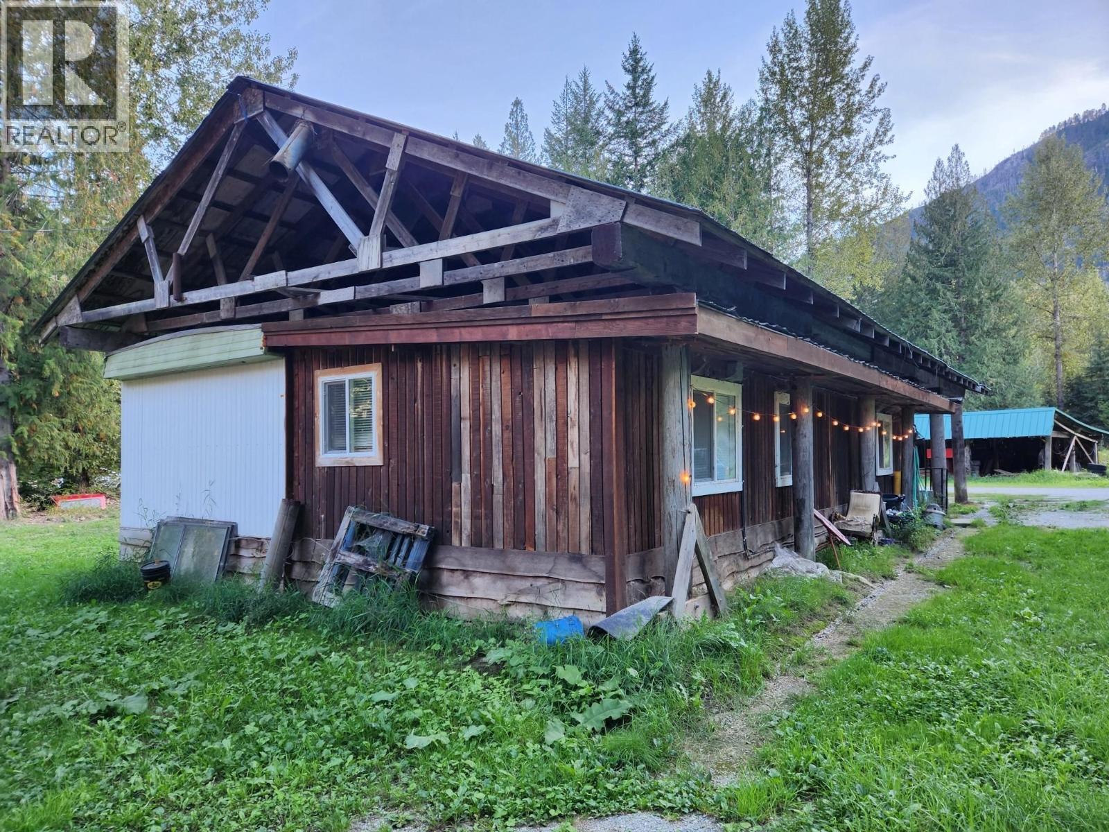 9304 UPPER LILLOOET RIVER FSR, Pemberton
