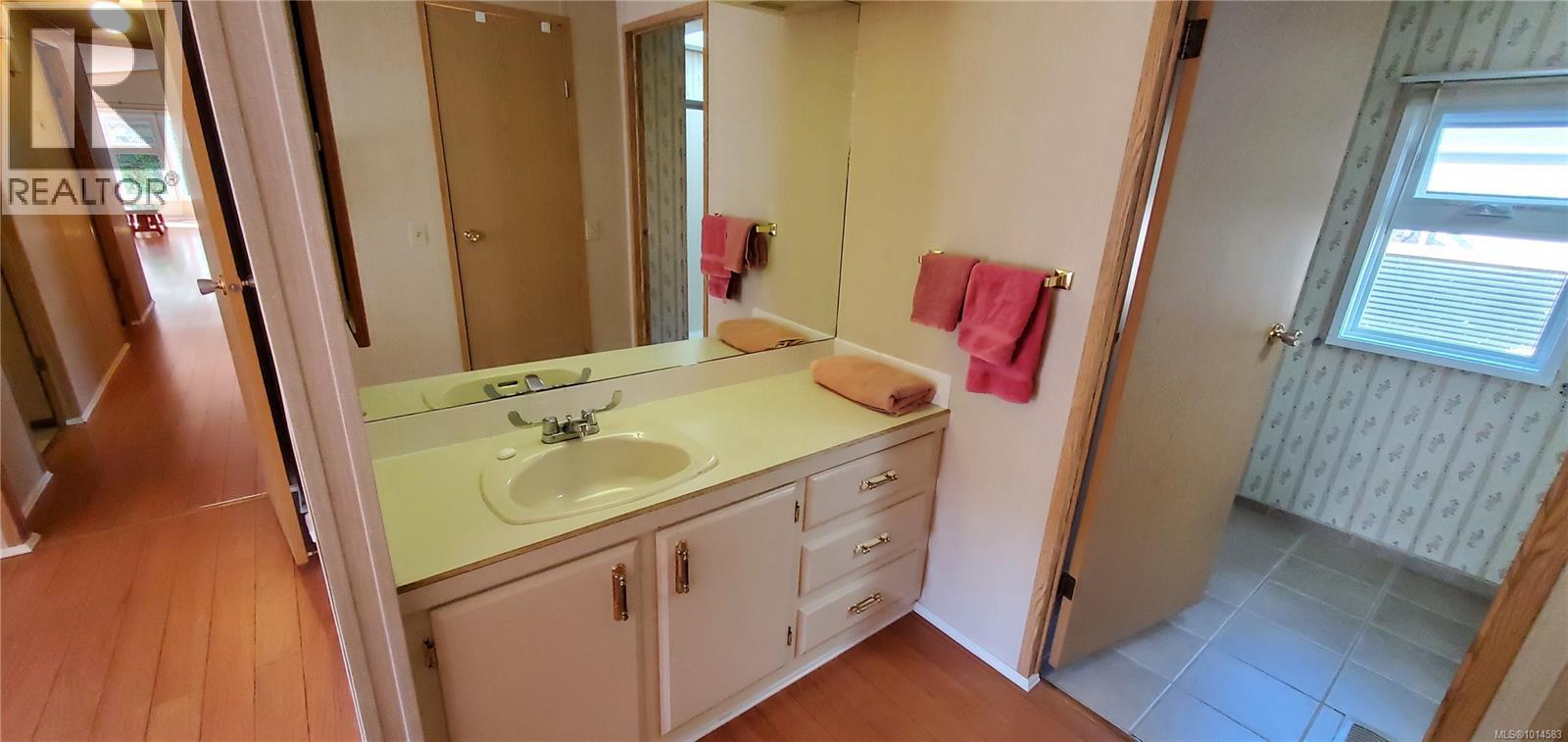 608 WHITE RIDGE DR - 11