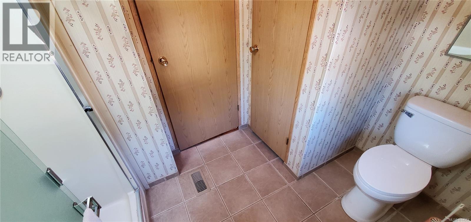 608 WHITE RIDGE DR - 8