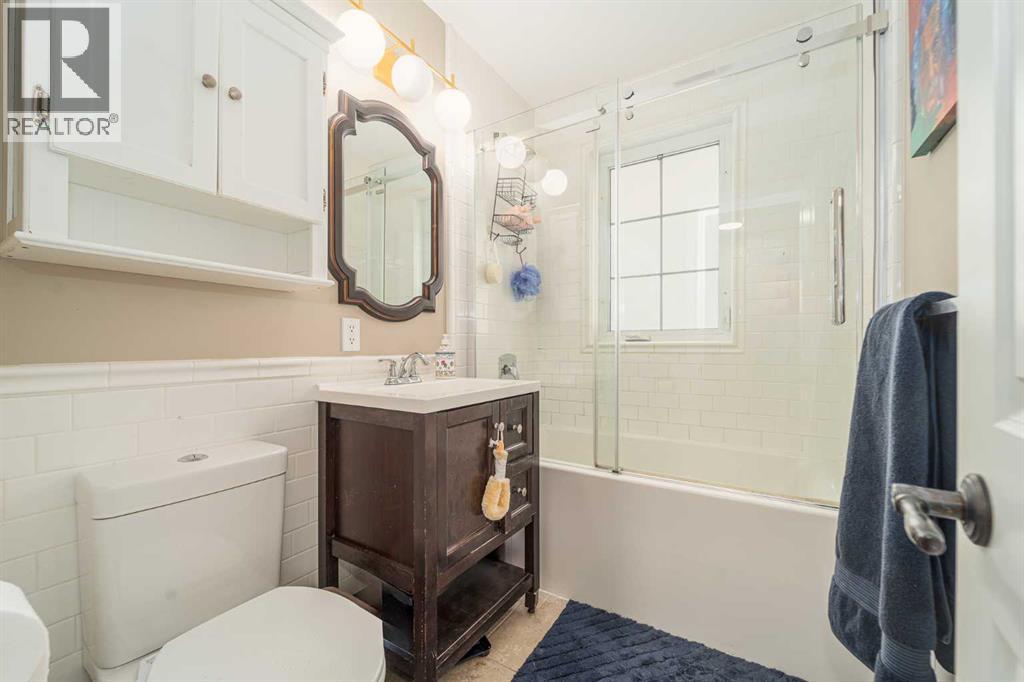 Single Family House Bungalow for Sale in  b Avenue S Victoria Park Lethbridge 