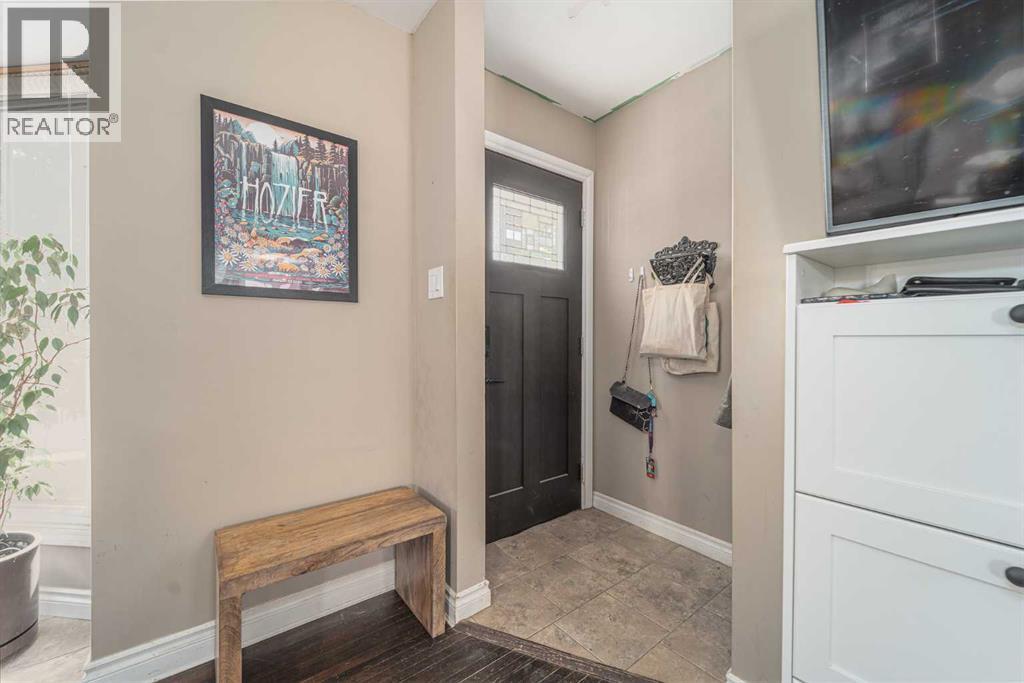 Single Family House Bungalow for Sale in  b Avenue S Victoria Park Lethbridge 