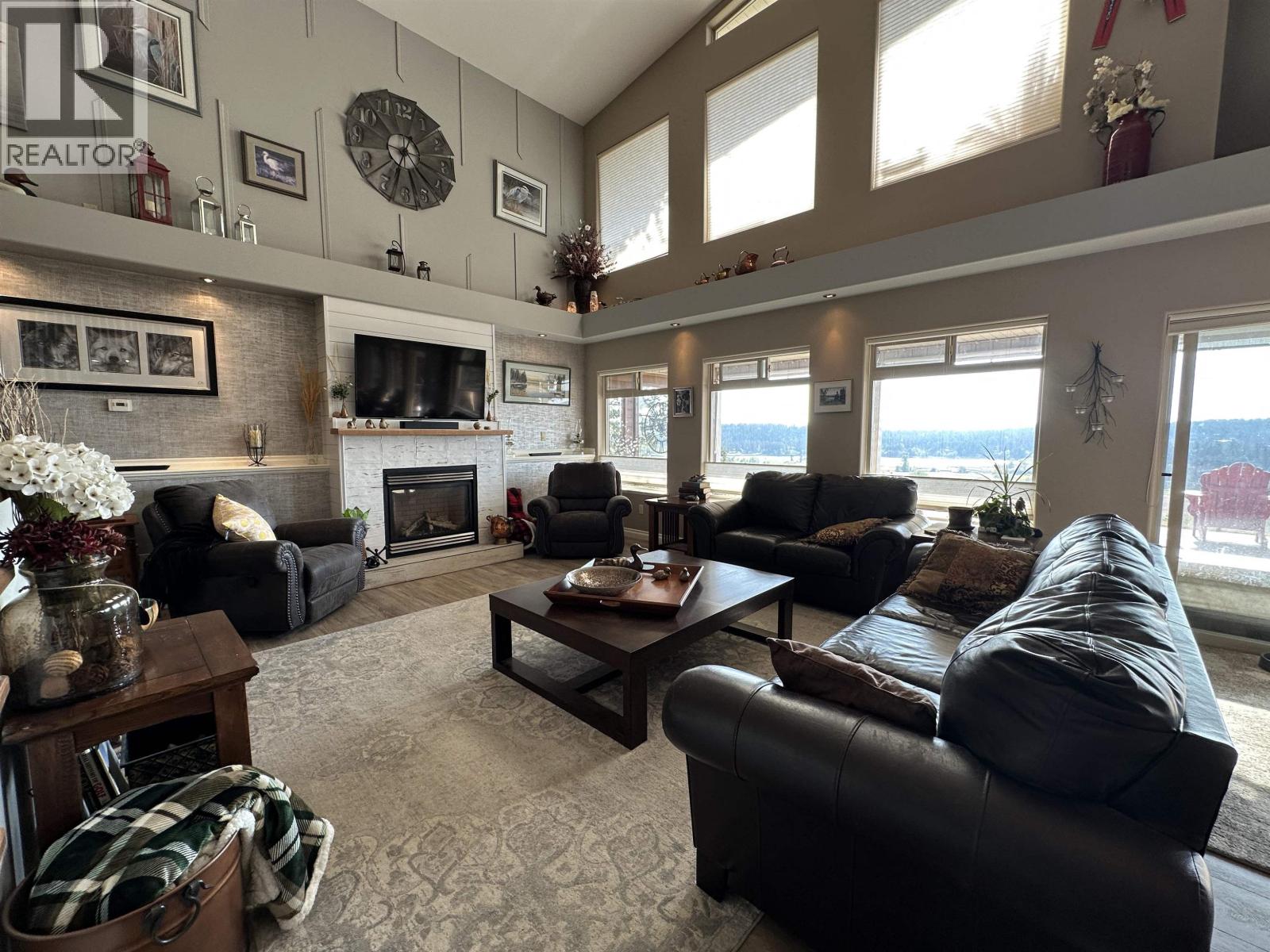 4782 TELQUA DRIVE - 22