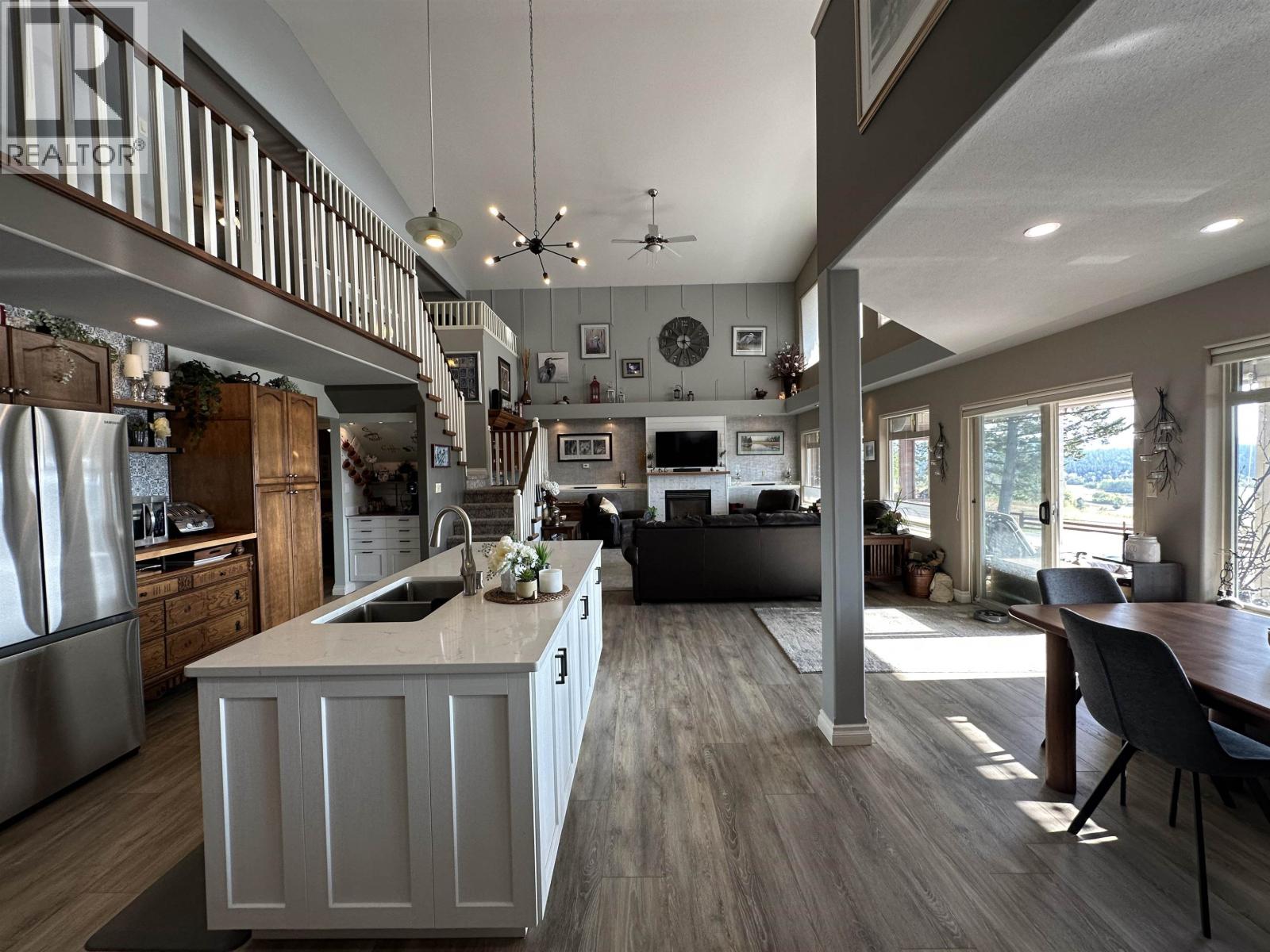 4782 TELQUA DRIVE - 27