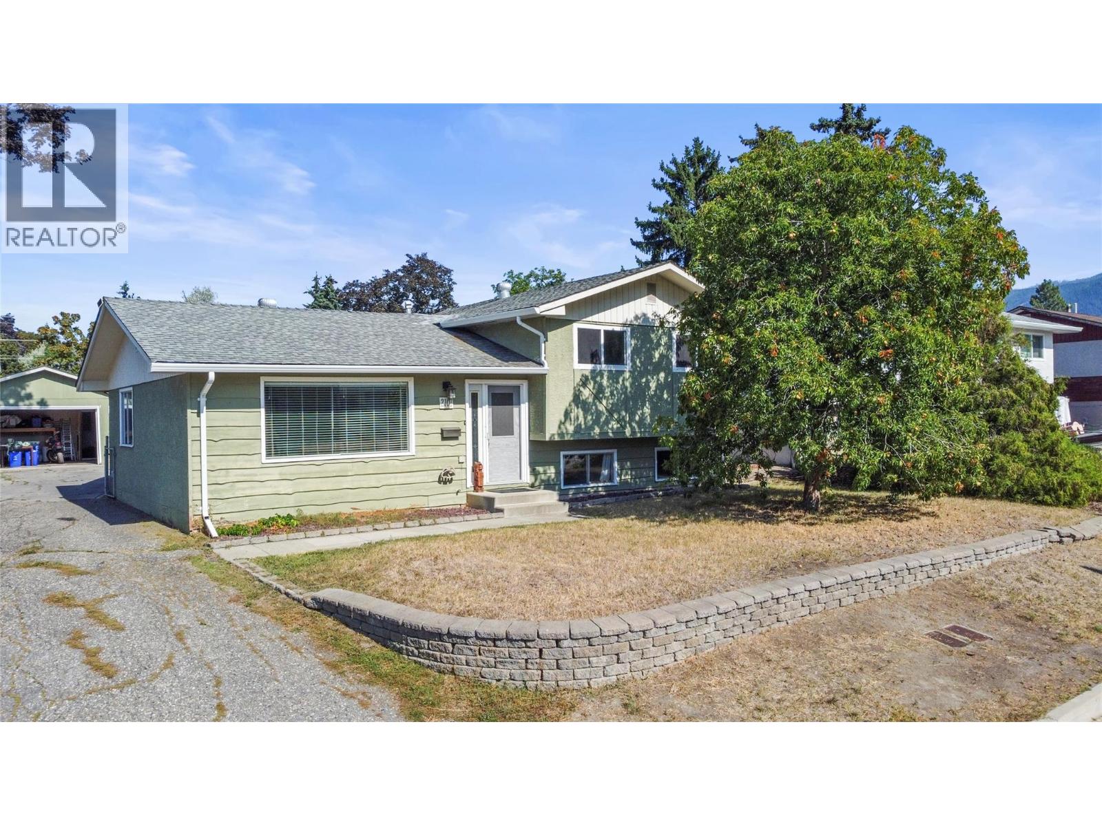  2107 24 Avenue, Vernon