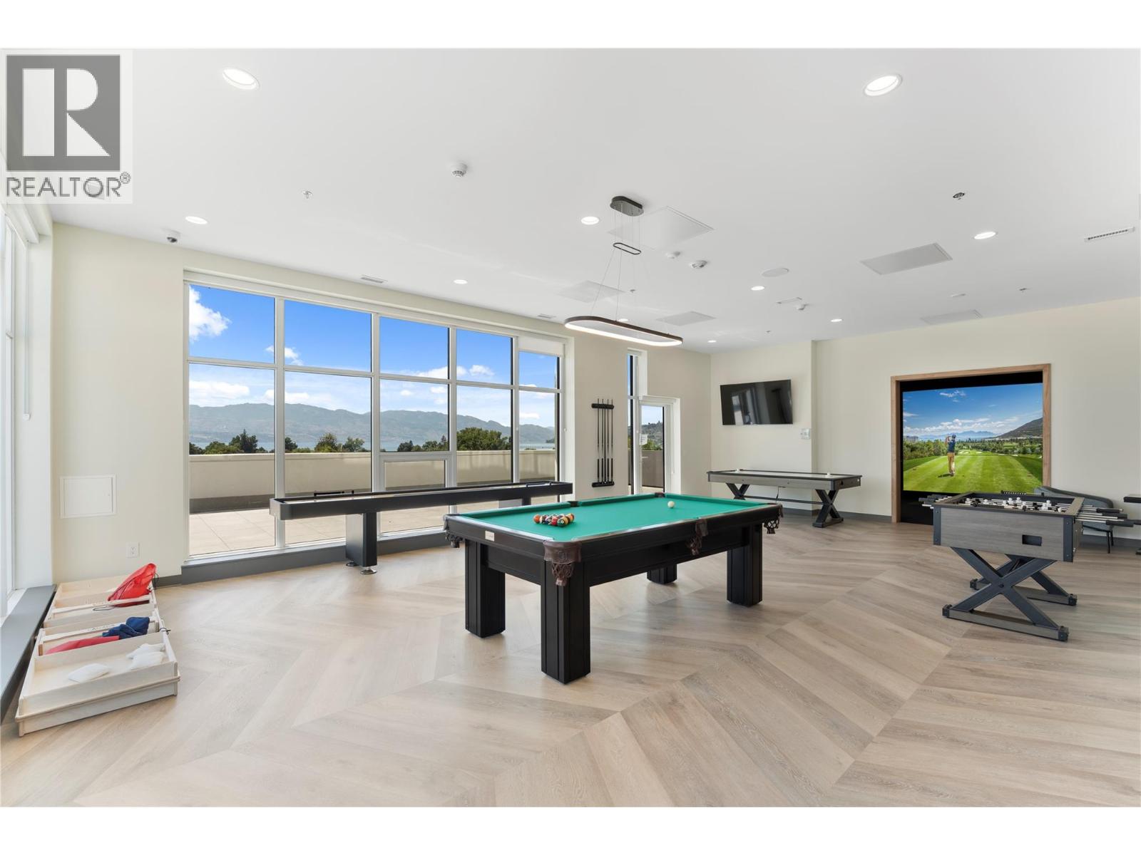 1407 238 Leon Avenue, Kelowna