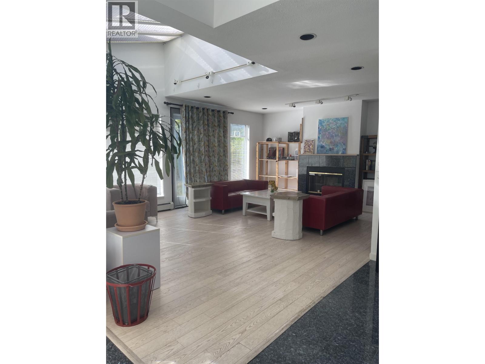 757 W 52ND AVENUE, Vancouver