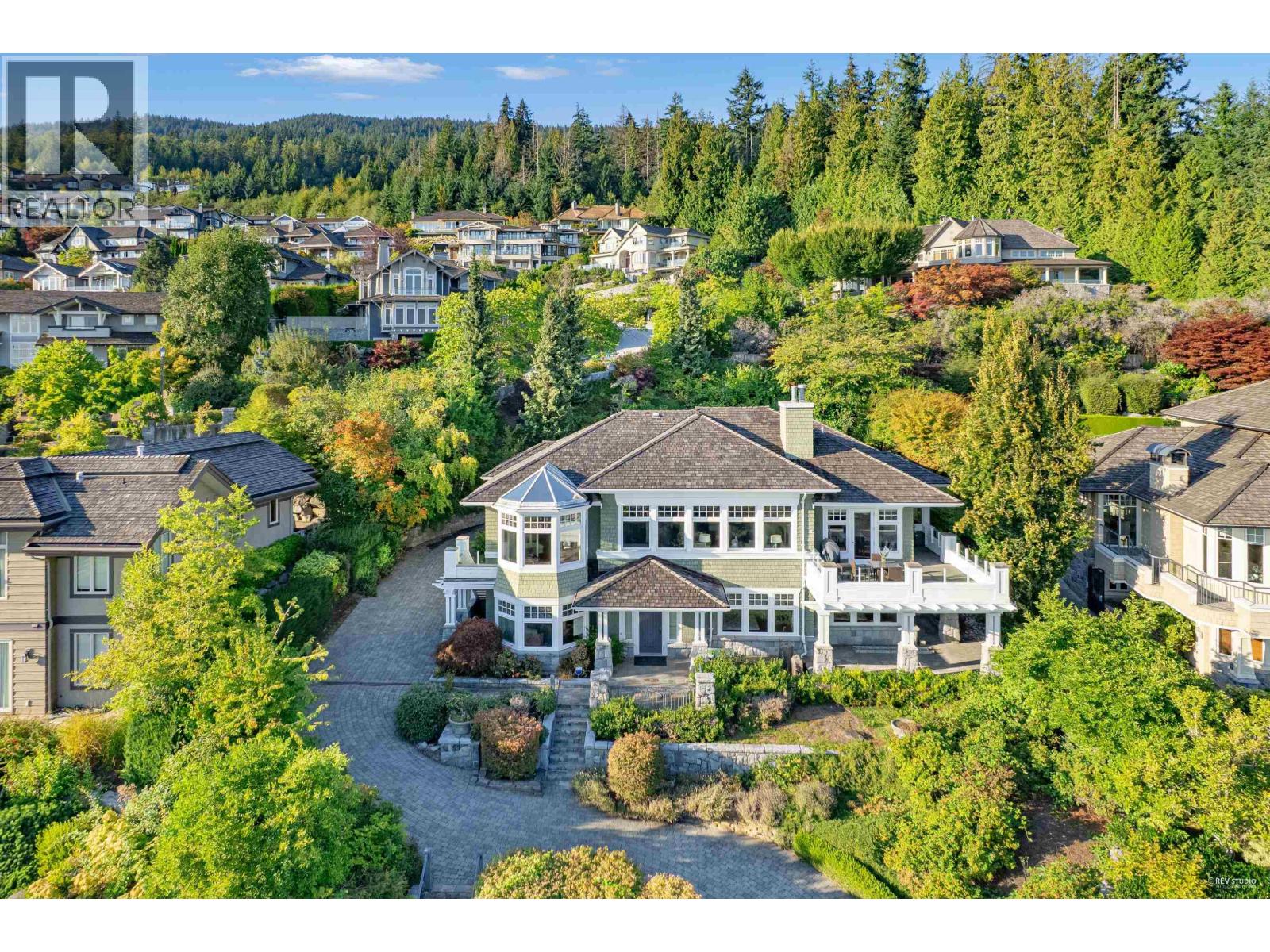 2263 LYTHE COURT, West Vancouver