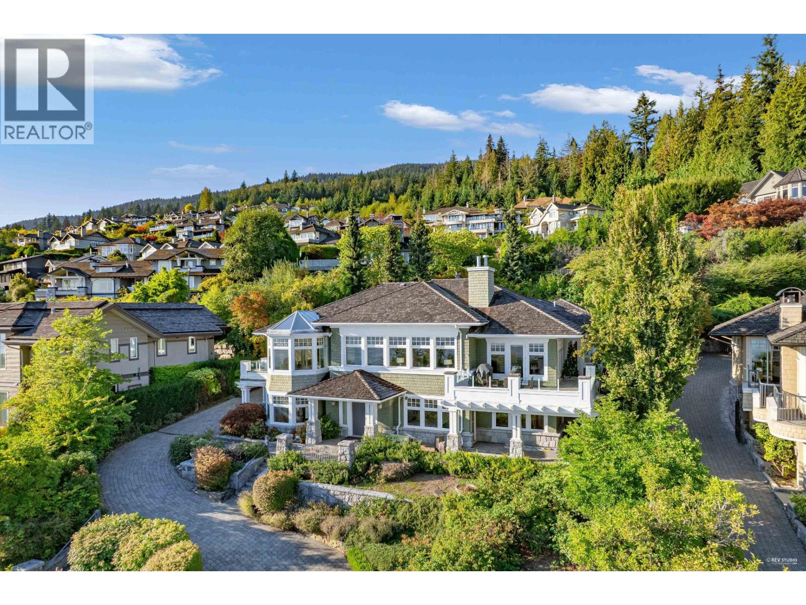 2263 LYTHE COURT, West Vancouver