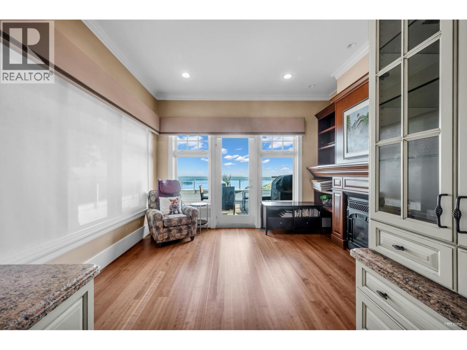 2263 LYTHE COURT, West Vancouver