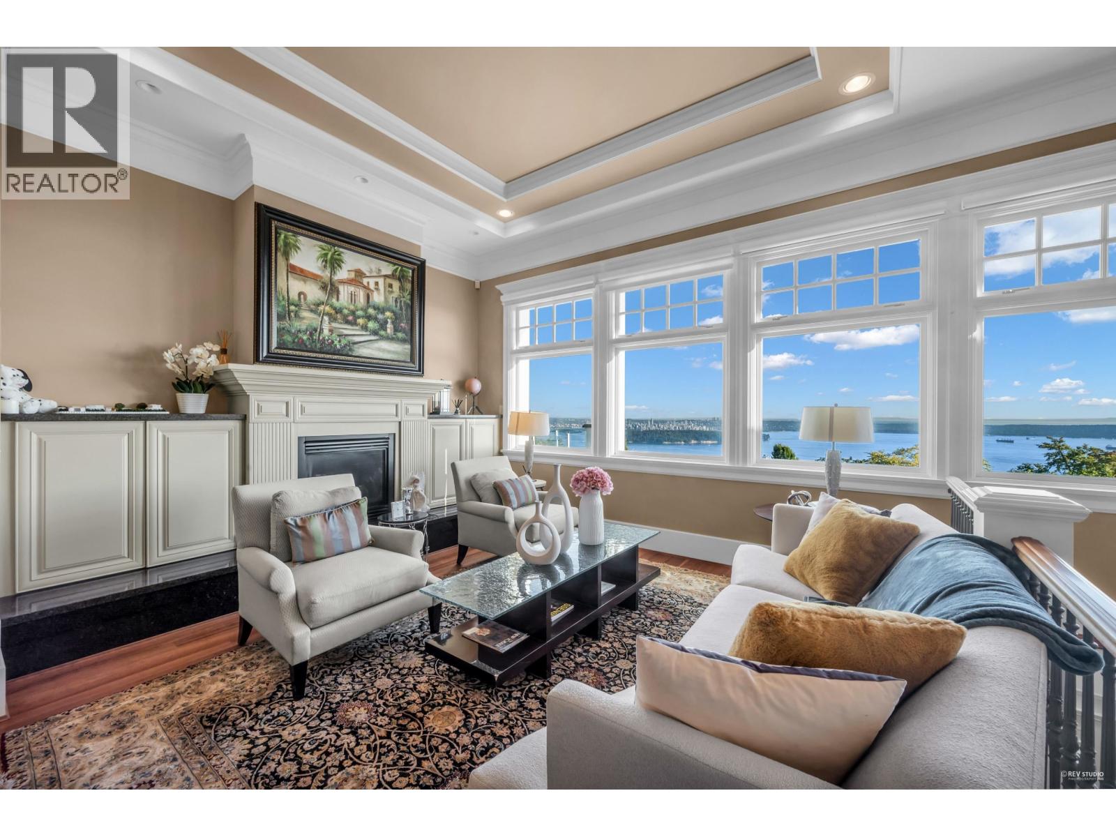 2263 LYTHE COURT, West Vancouver