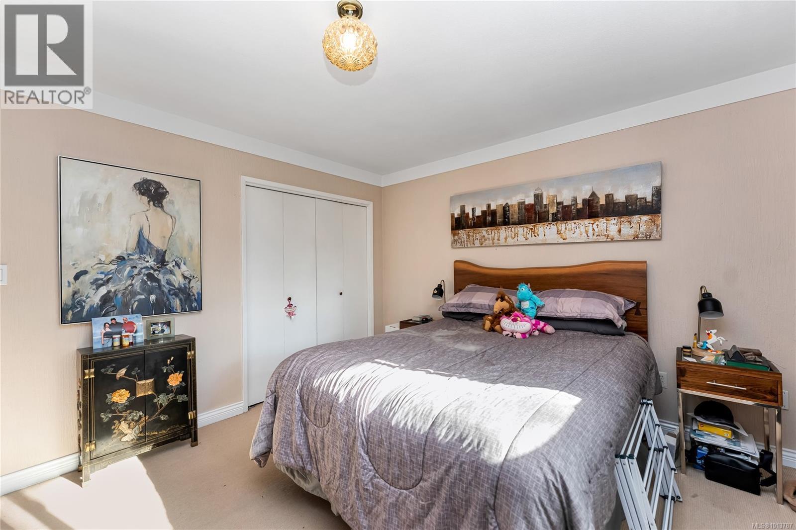  3938 Marjean Place, Saanich
