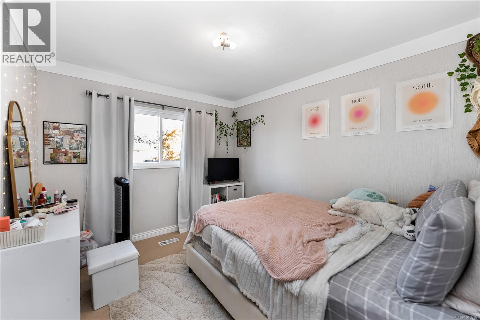  3938 Marjean Place, Saanich