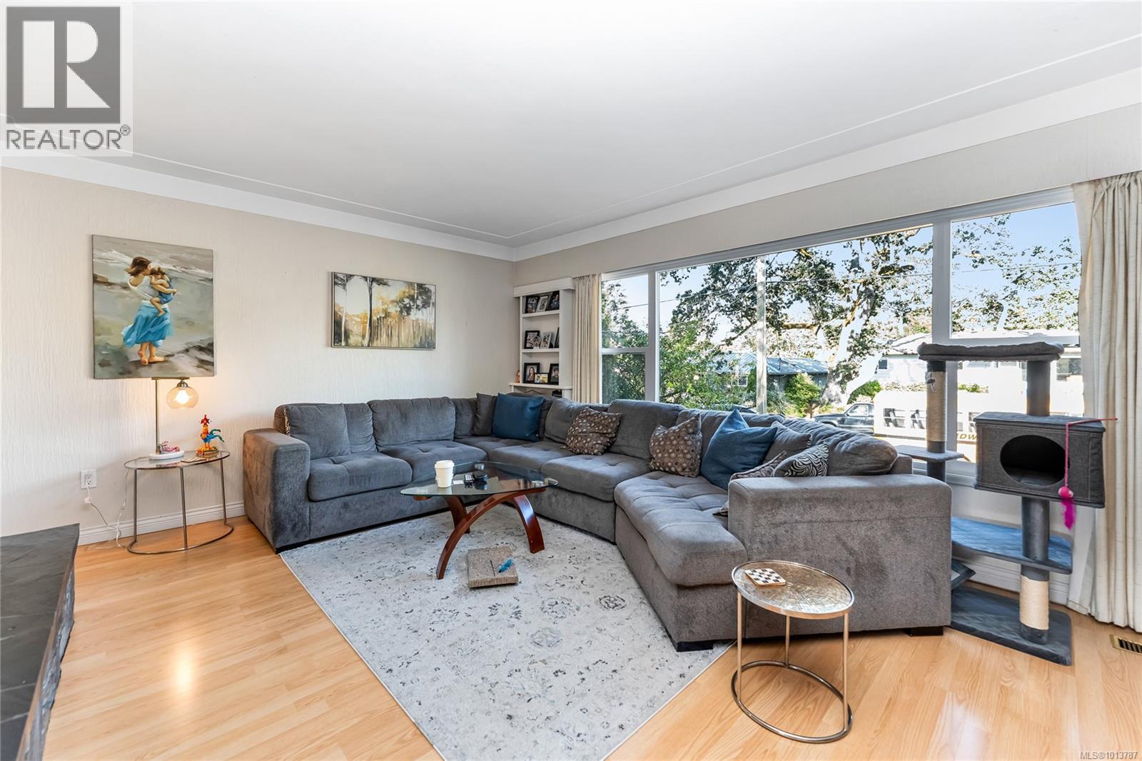  3938 Marjean Place, Saanich