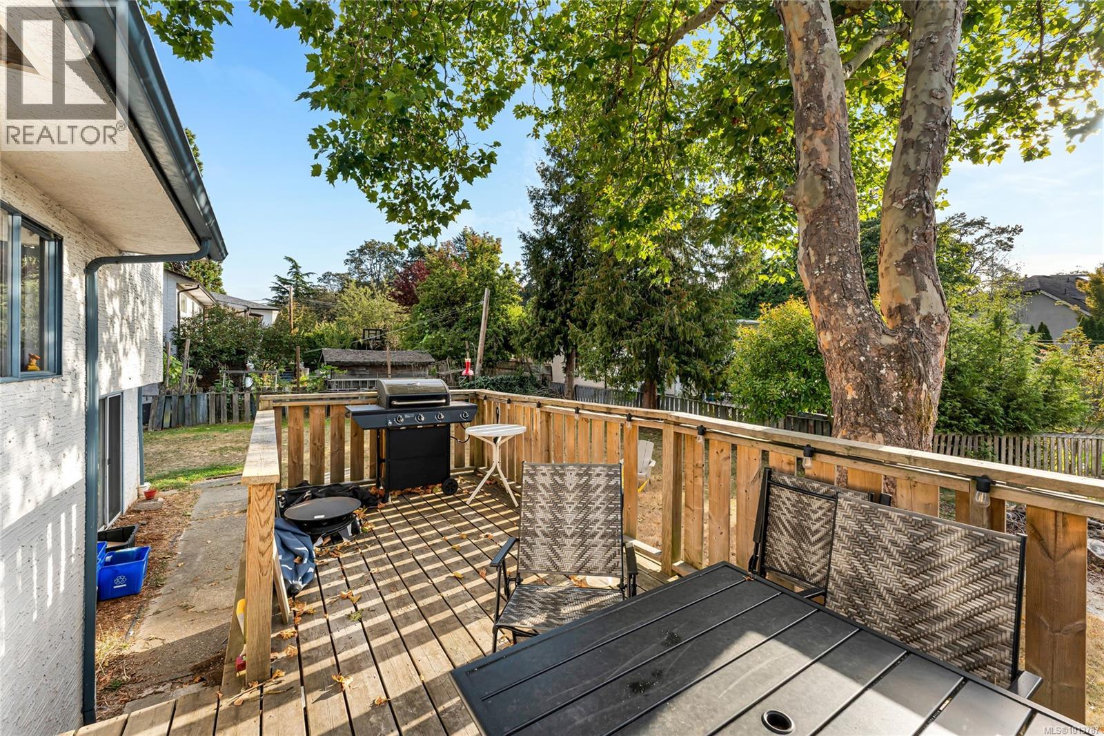  3938 Marjean Place, Saanich