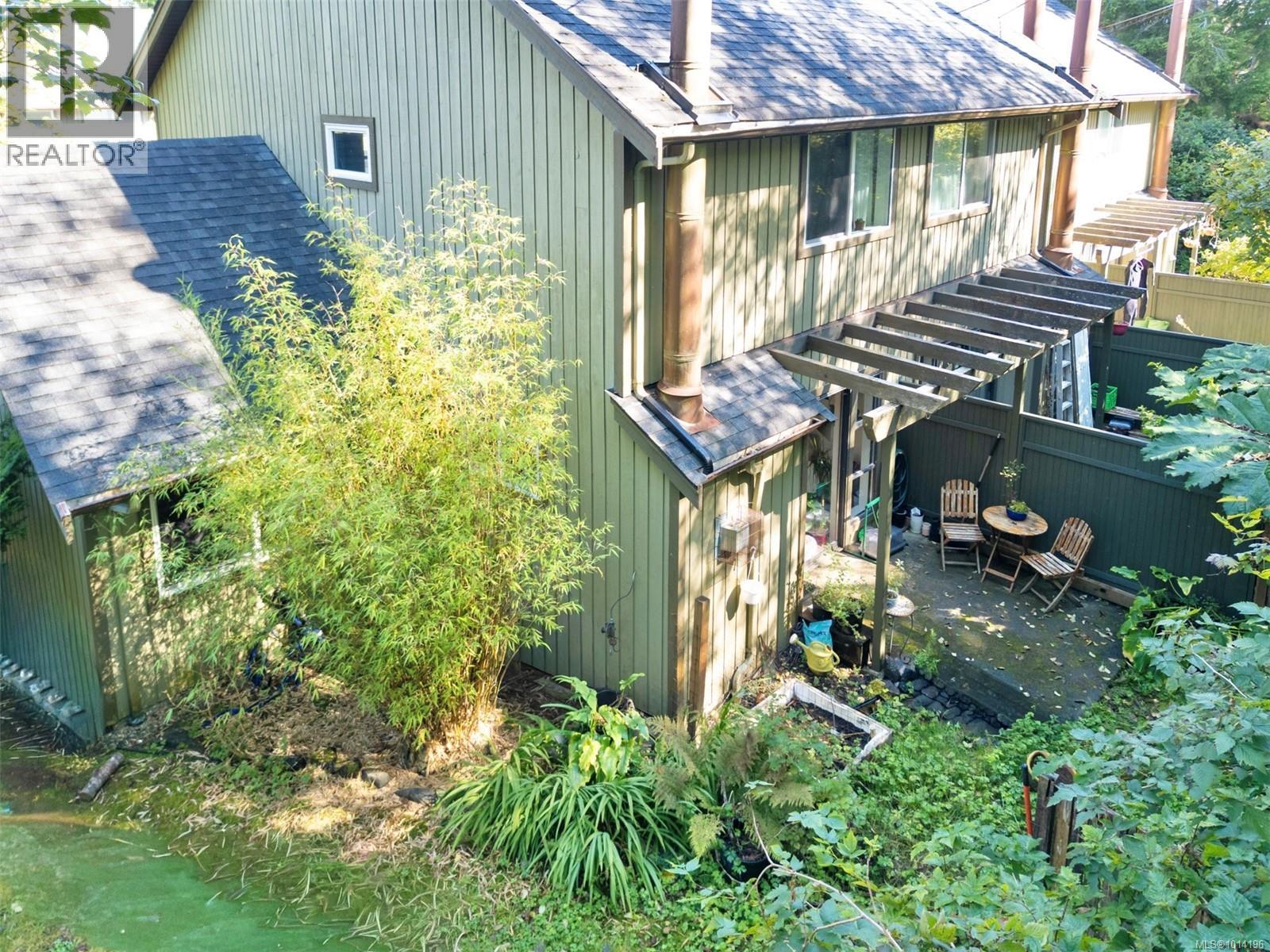 10 595 Gibson St, Tofino