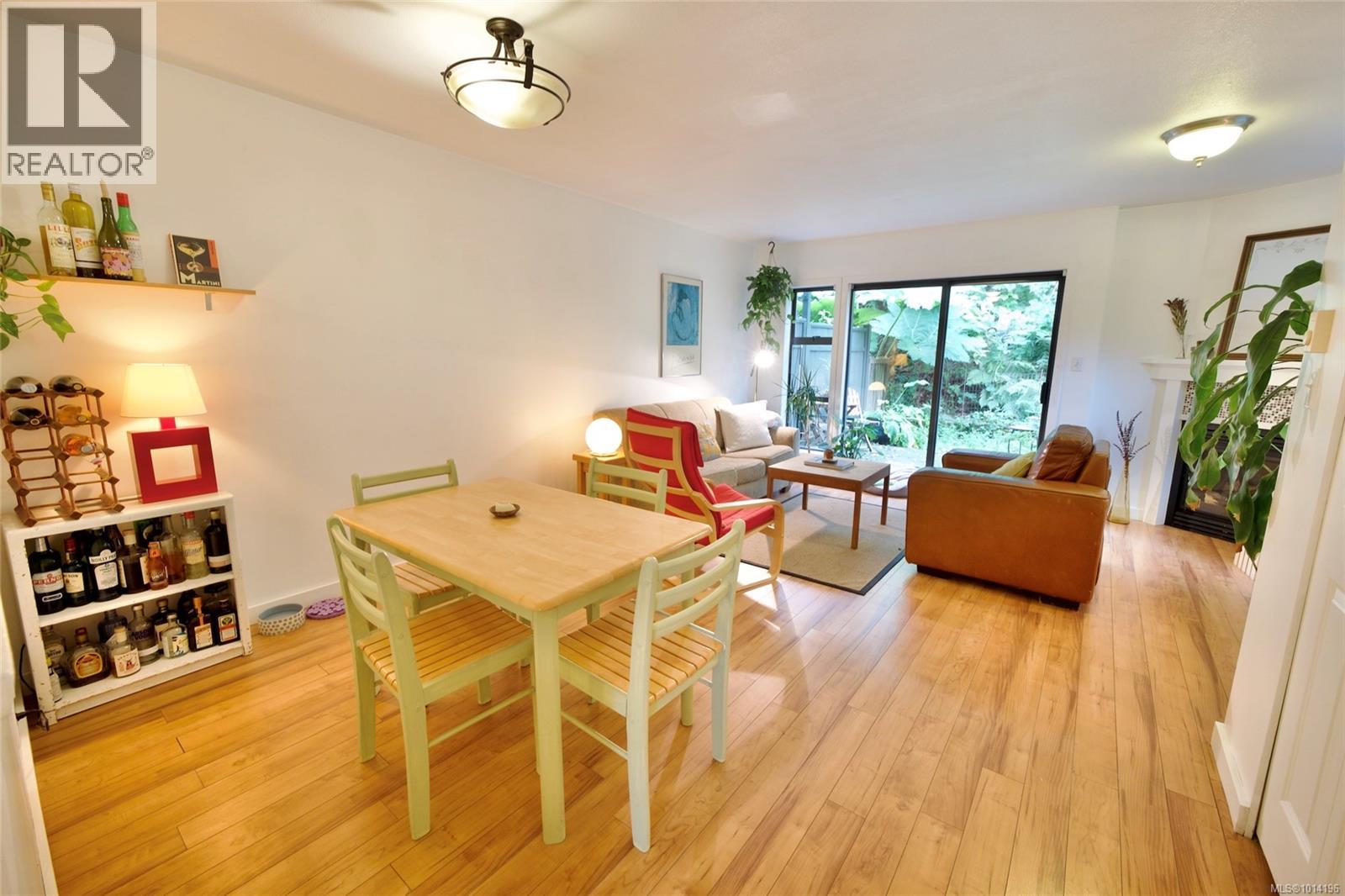 10 595 Gibson St, Tofino