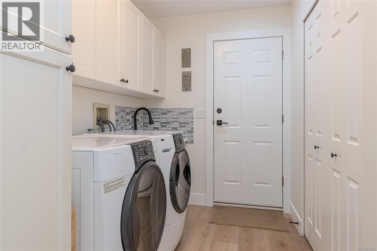 143 Denman Dr, Qualicum Beach