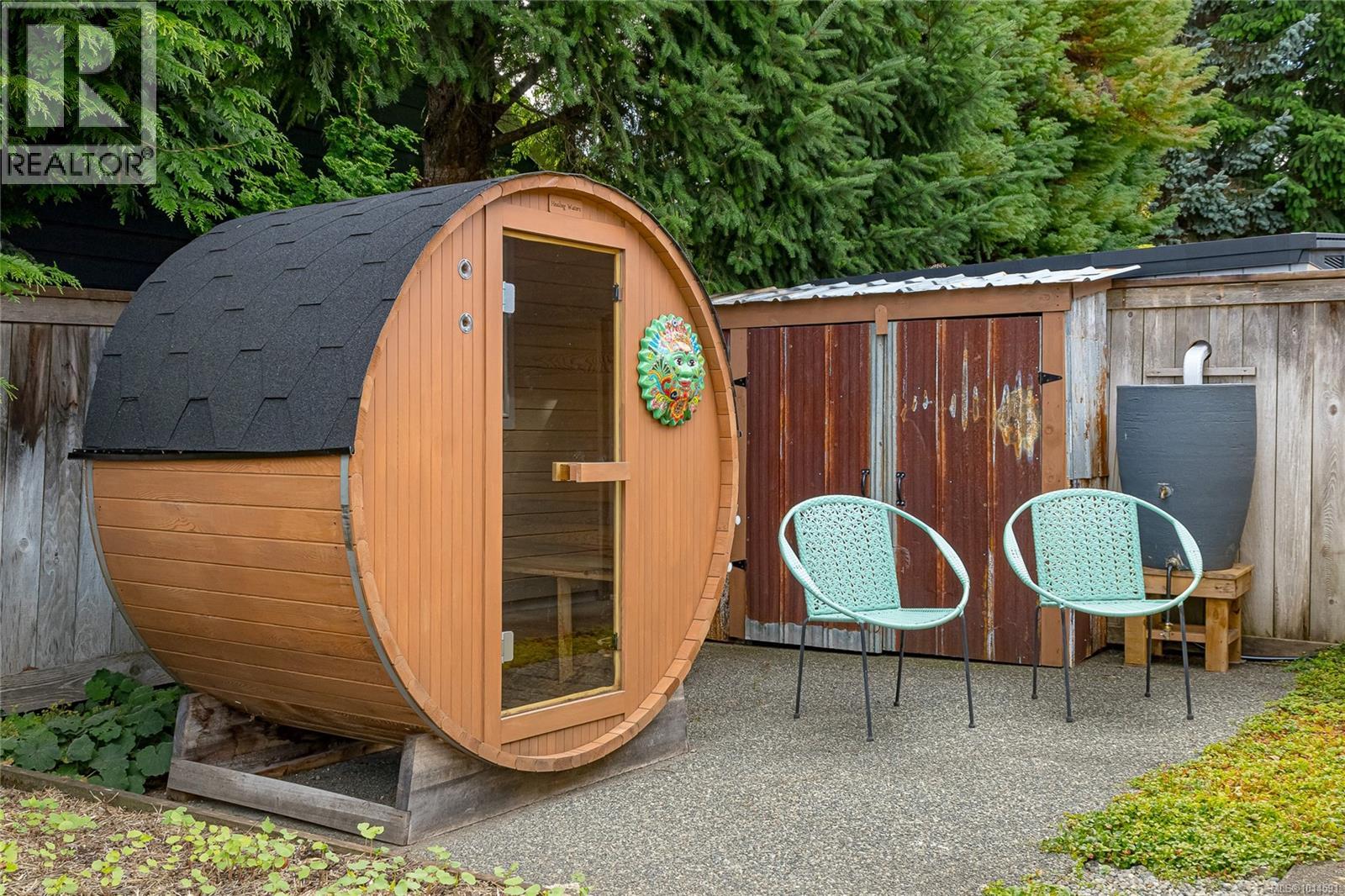 143 Denman Dr, Qualicum Beach