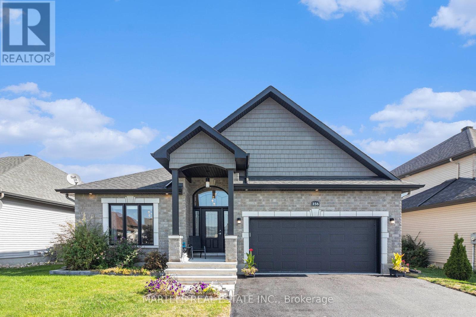 3 bd bungalow in sought-after Morris Village