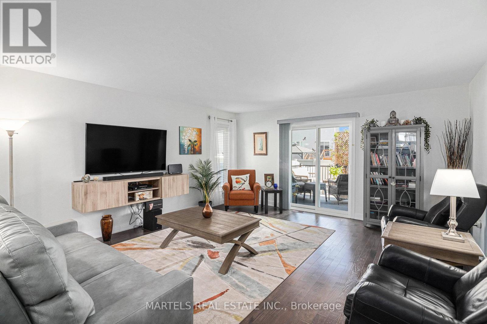 Open concept great room opened to kitchen area