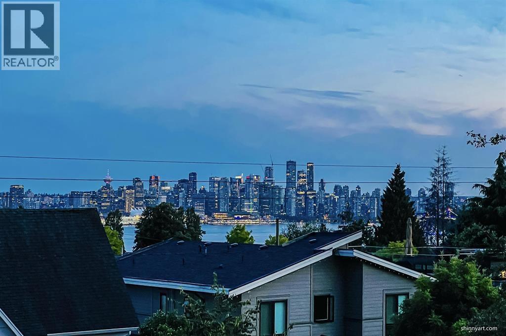 342 W 15TH STREET, North Vancouver