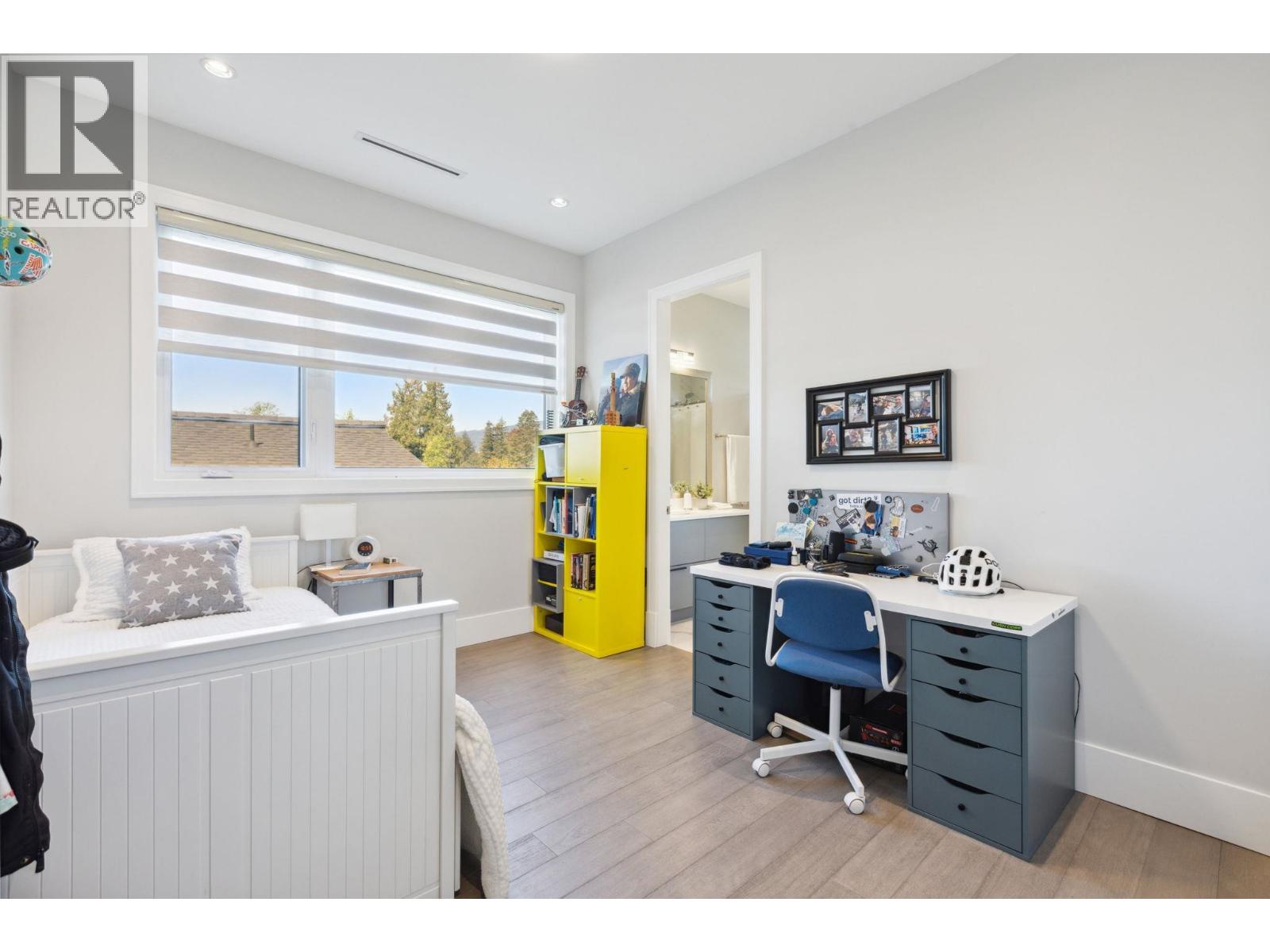 342 W 15TH STREET, North Vancouver