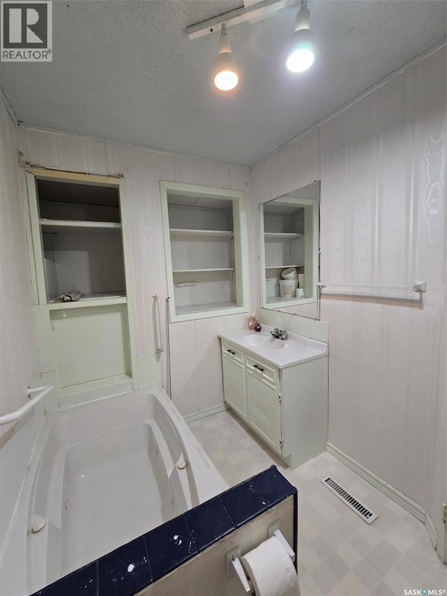 914 PACIFIC STREET - 23