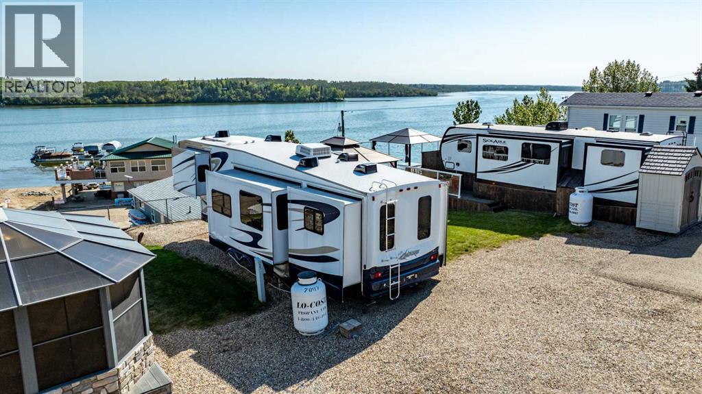 25054 South Pine Lake Road, Rural Red Deer County
