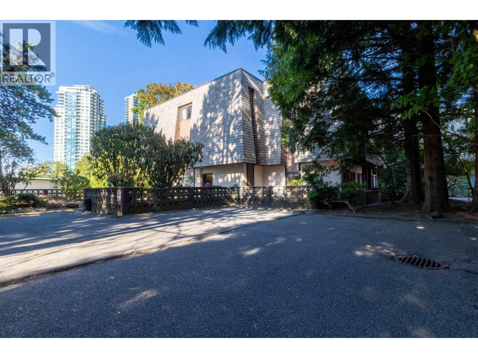 106 7428 19TH AVENUE