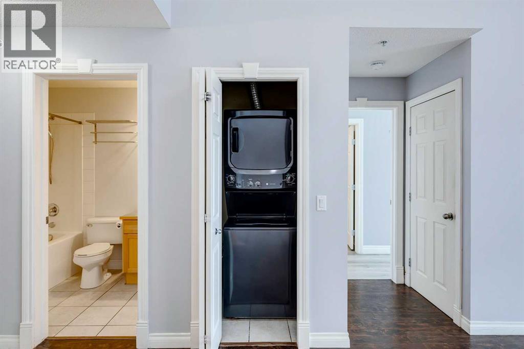 Single Family House Multi-level for Sale in    Avenue SW South Calgary Calgary 