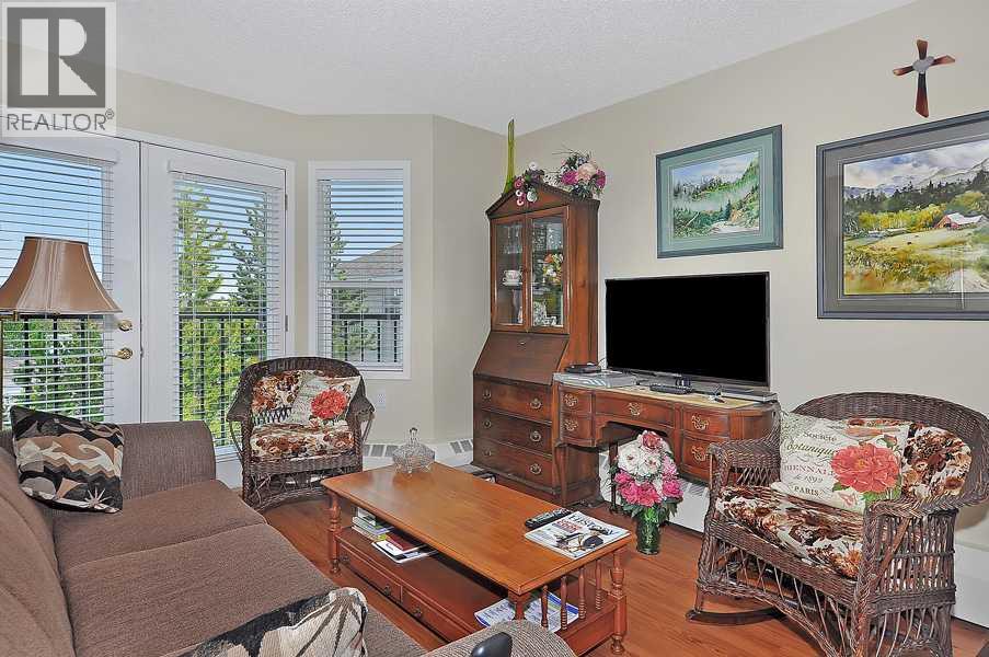 Single Family House for Sale in    Avenue NE Whitehorn Calgary 