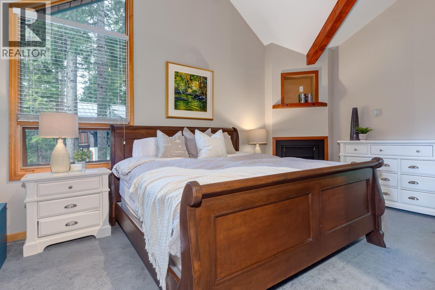 8505 MATTERHORN DRIVE, Whistler