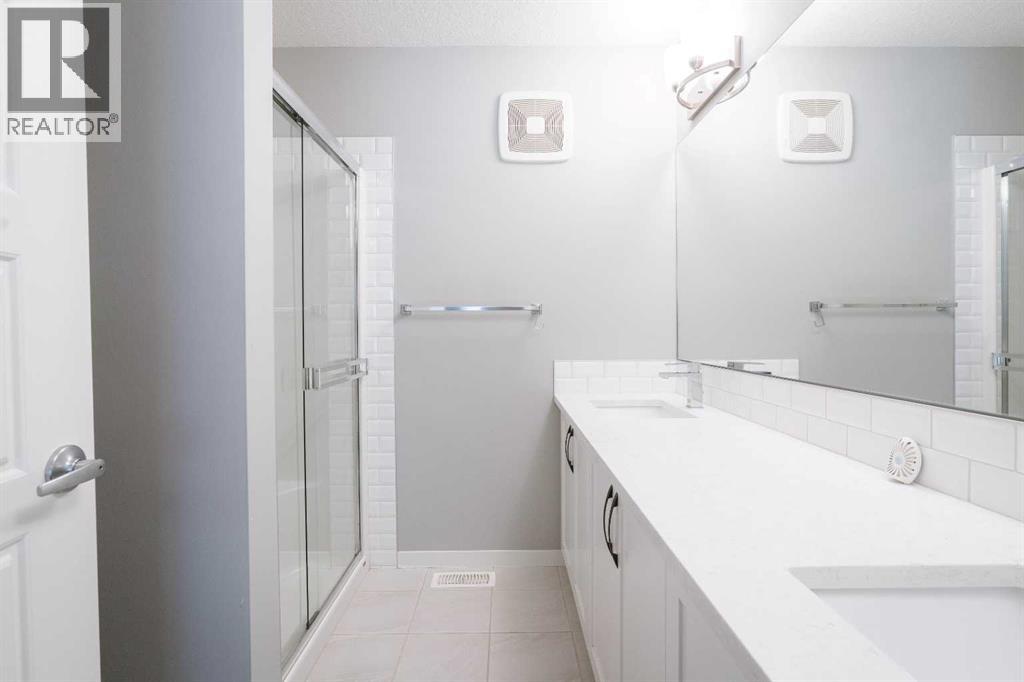 Single Family House for Sale in  Harvest Hills Gate NE Harvest Hills Calgary 