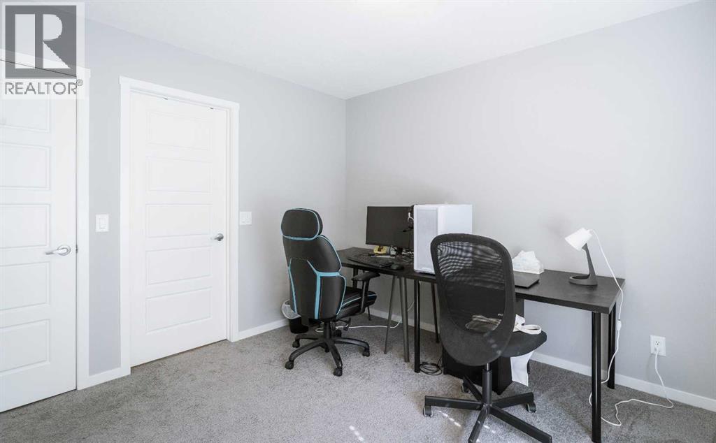 Single Family House for Sale in  Harvest Hills Gate NE Harvest Hills Calgary 