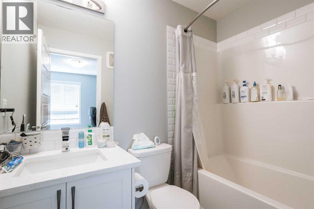 Single Family House for Sale in  Harvest Hills Gate NE Harvest Hills Calgary 