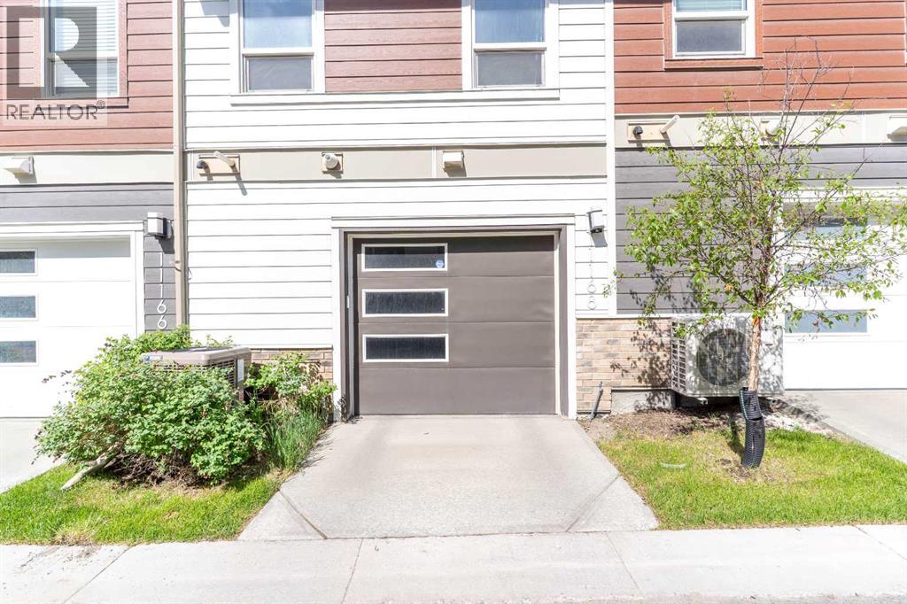 Single Family House for Sale in  Harvest Hills Gate NE Harvest Hills Calgary 