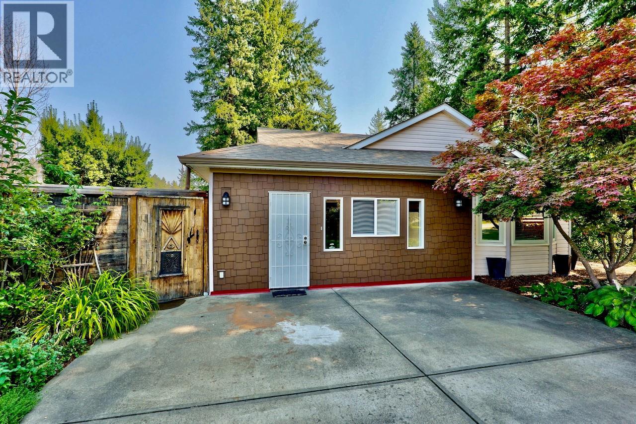  1260 Scotch Creek Wharf Road, Scotch Creek