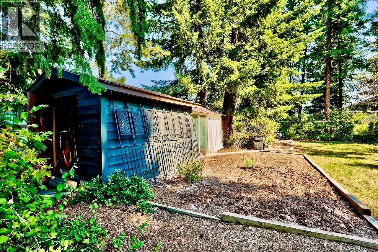  1260 Scotch Creek Wharf Road, Scotch Creek