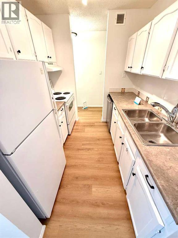 Single Family House for Sale in   Elbow Drive SW Haysboro Calgary 