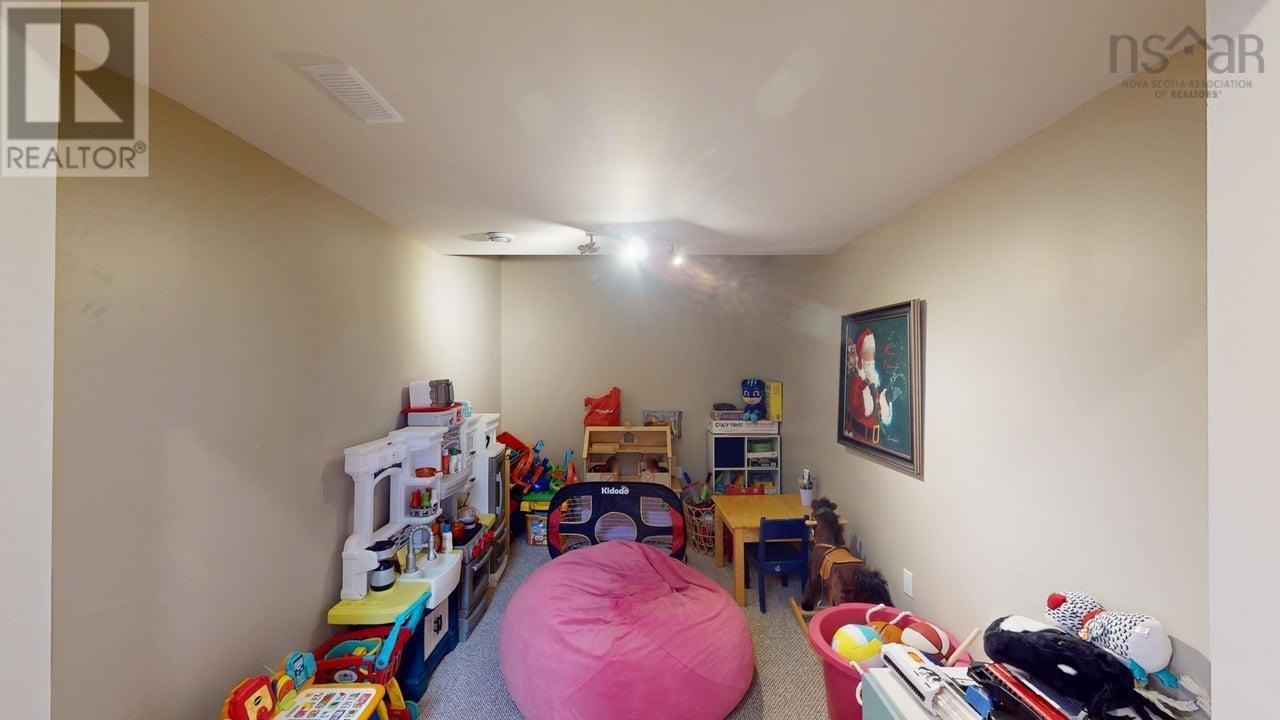 Property 25 of 30 of 62 DOUGLAS Lane