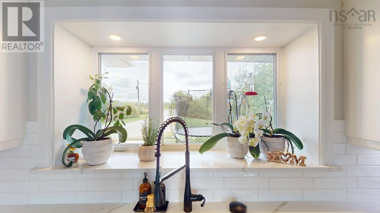 Property 8 of 30 of 62 DOUGLAS Lane