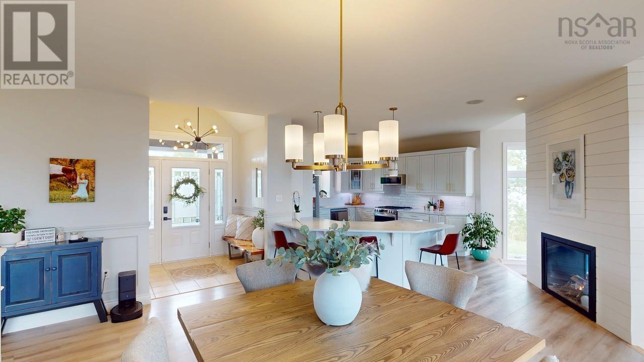 Property 3 of 30 of 62 DOUGLAS Lane