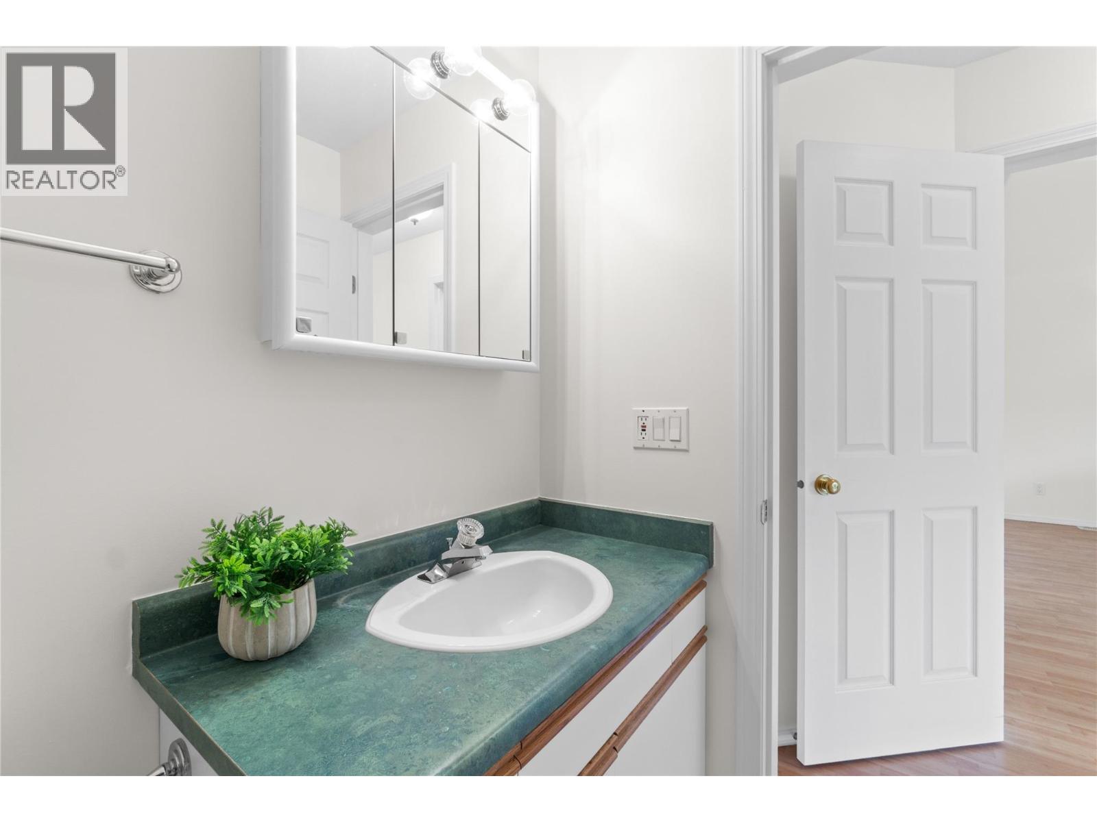 219 Temple Street Unit# 42, Sicamous