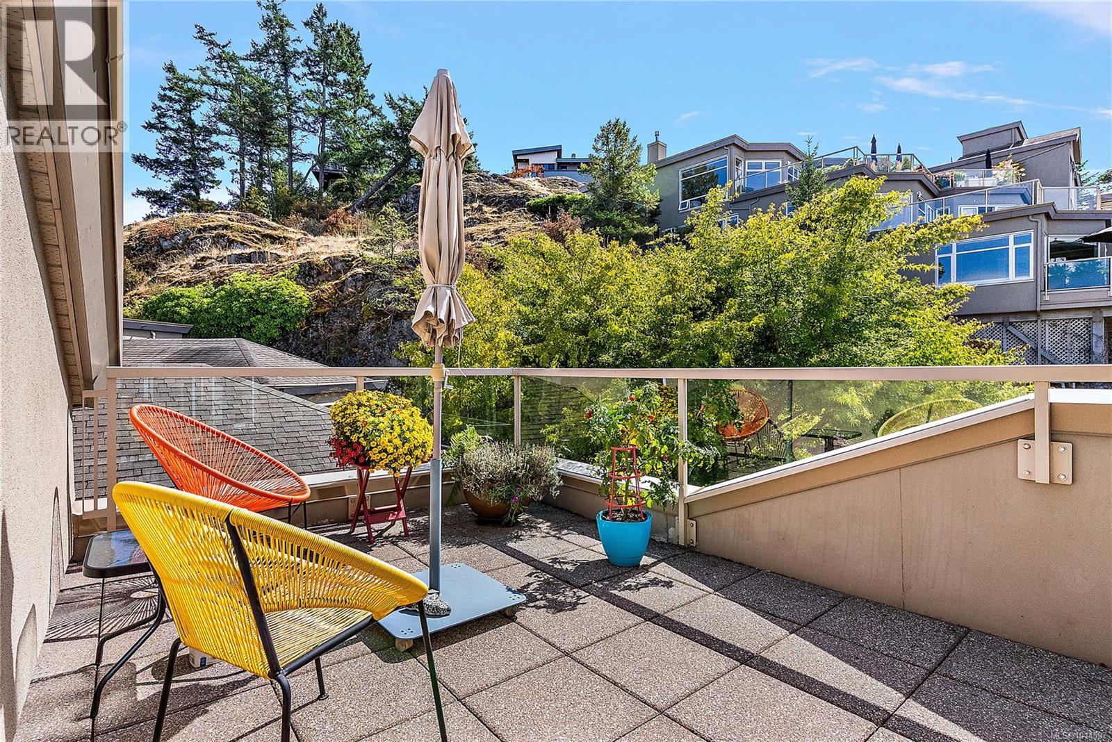7 4771 Cordova Bay Rd, Saanich