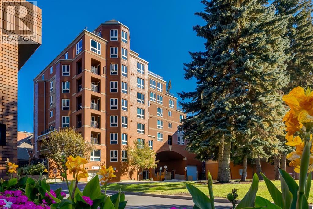Single Family House for Sale in   Eau Claire Avenue SW Eau Claire Calgary 