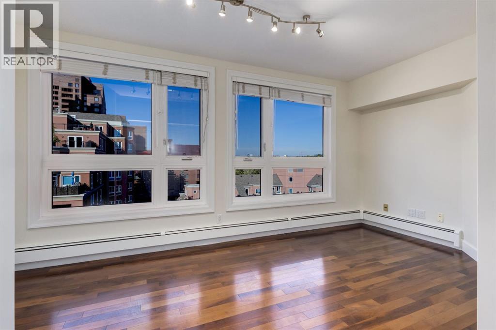 Single Family House for Sale in   Eau Claire Avenue SW Eau Claire Calgary 