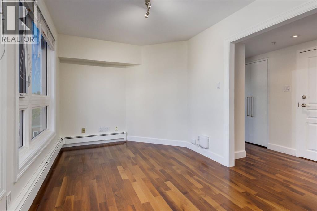 Single Family House for Sale in   Eau Claire Avenue SW Eau Claire Calgary 
