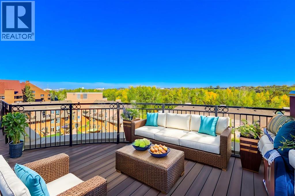 Single Family House for Sale in   Eau Claire Avenue SW Eau Claire Calgary 